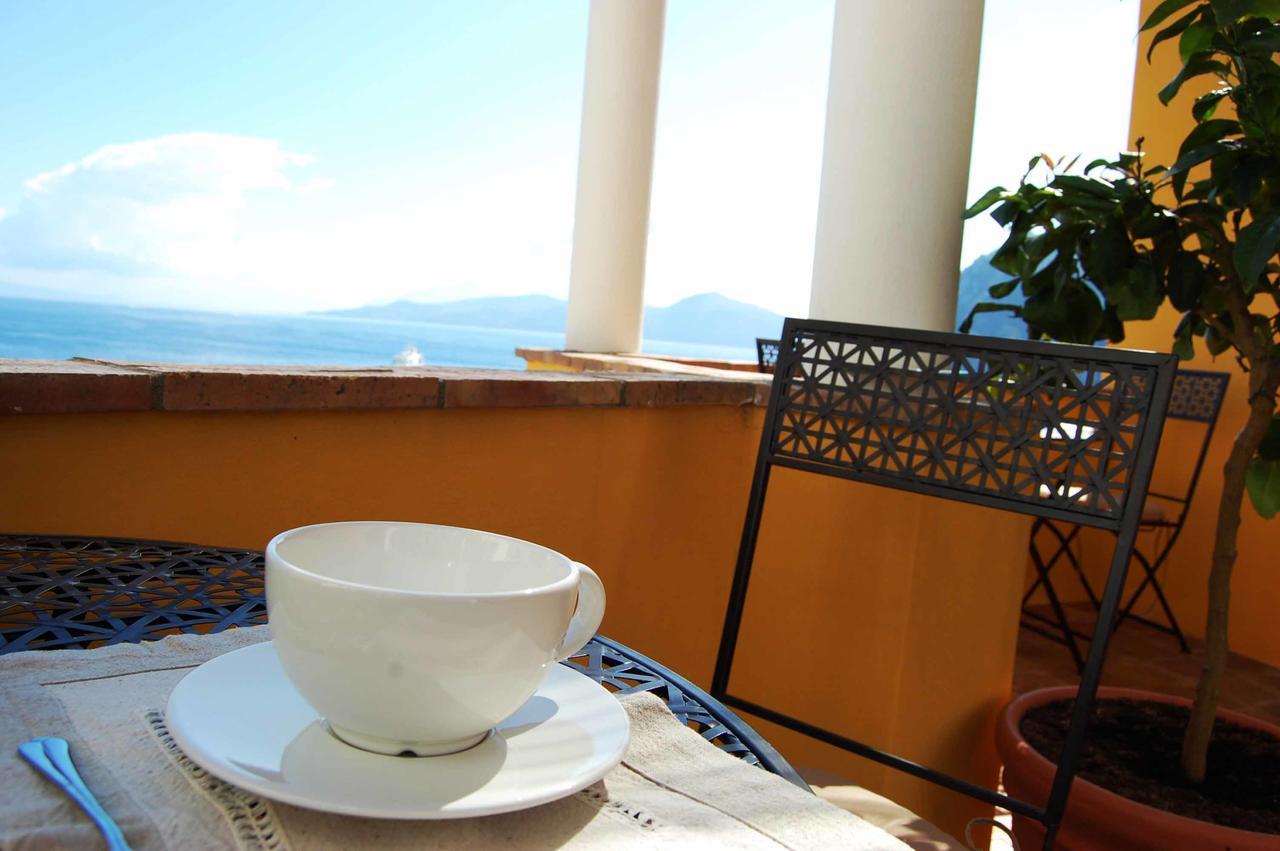 La Terrazza Sul Mare Acomodação com café da manhã Capri Exterior foto